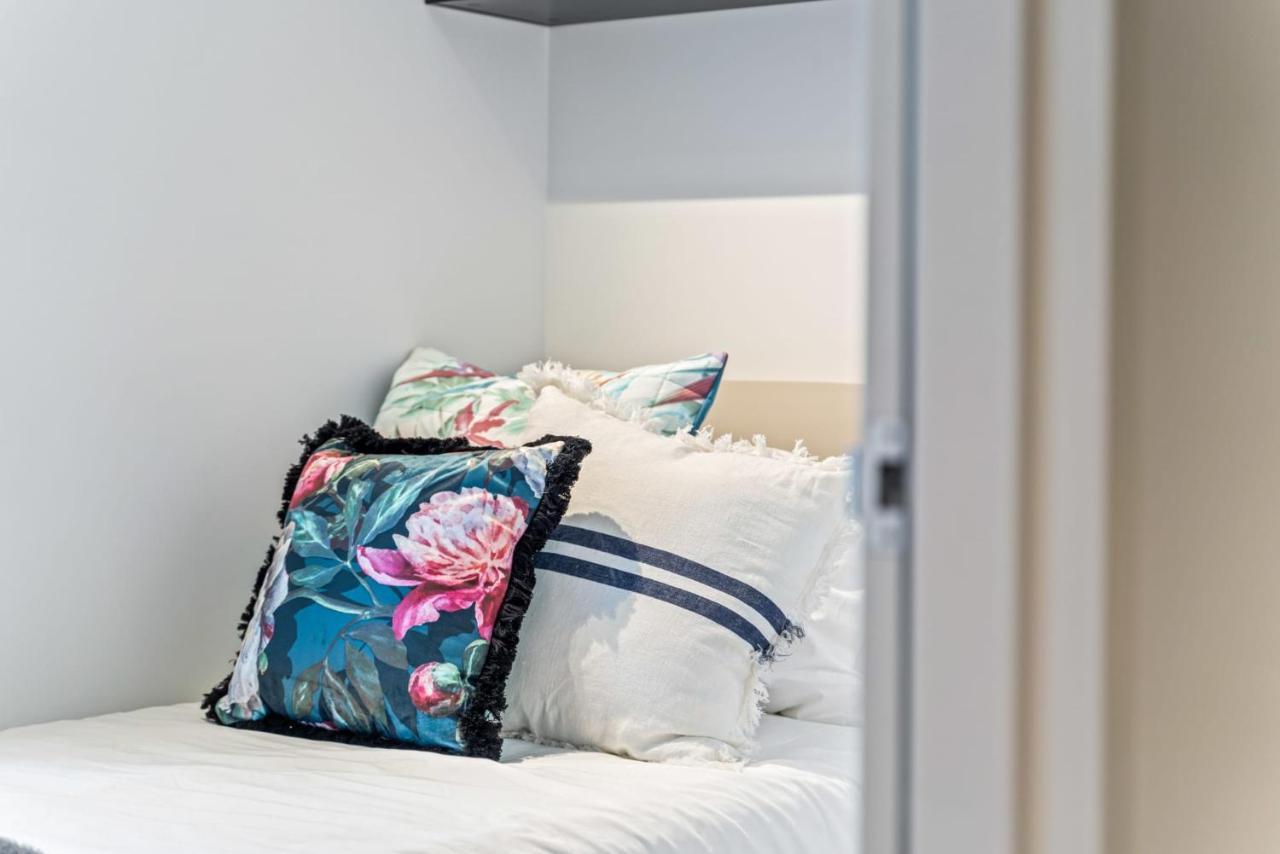 Modern Co-Living Apartments In Perth Central Exteriör bild