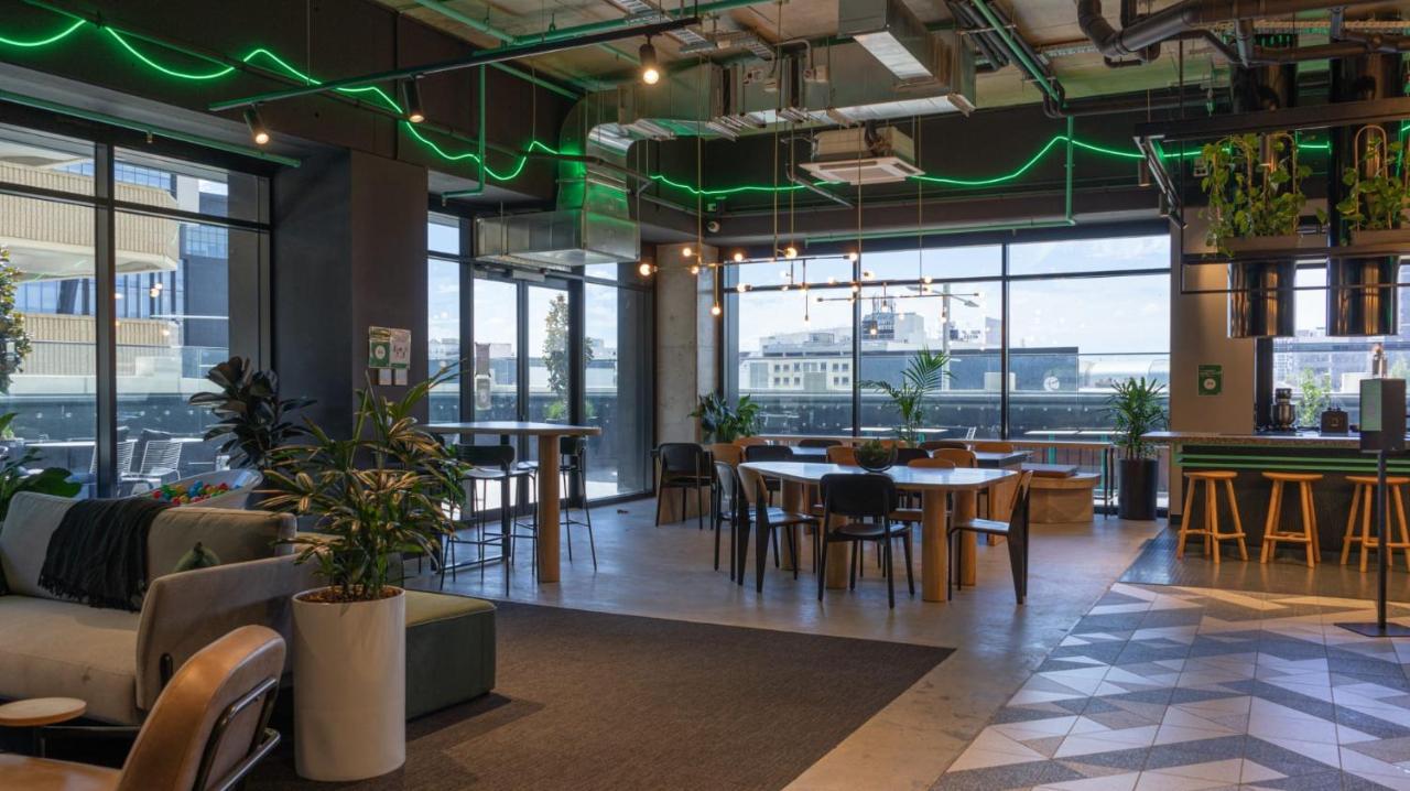 Modern Co-Living Apartments In Perth Central Exteriör bild