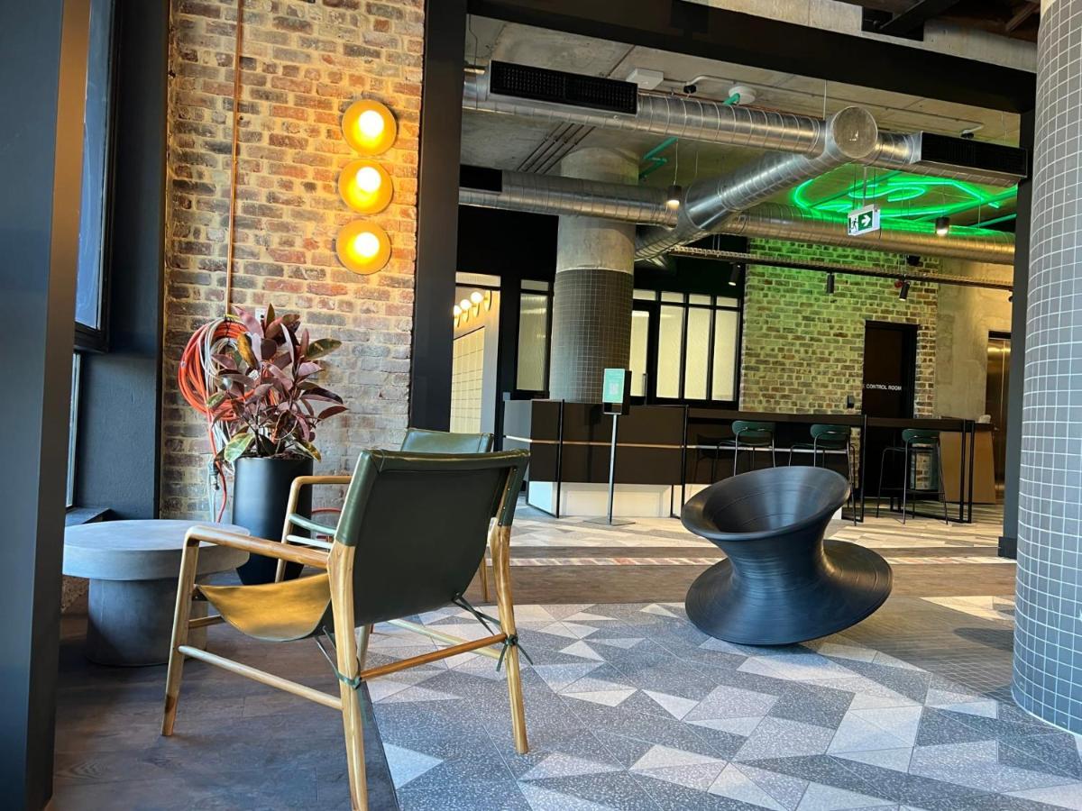 Modern Co-Living Apartments In Perth Central Exteriör bild